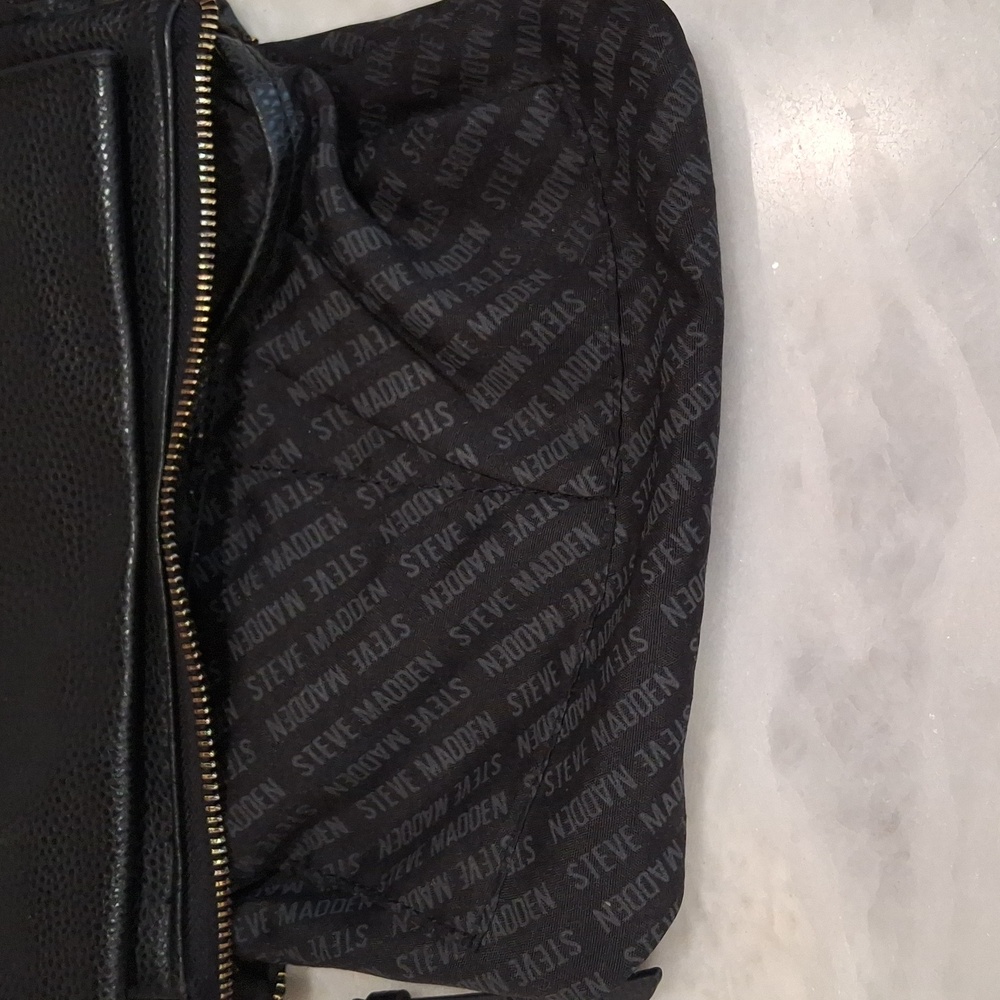 Crossbody - Picture 10 of 10